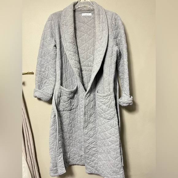 Gray Quilted Robe - Picture 6 of 10